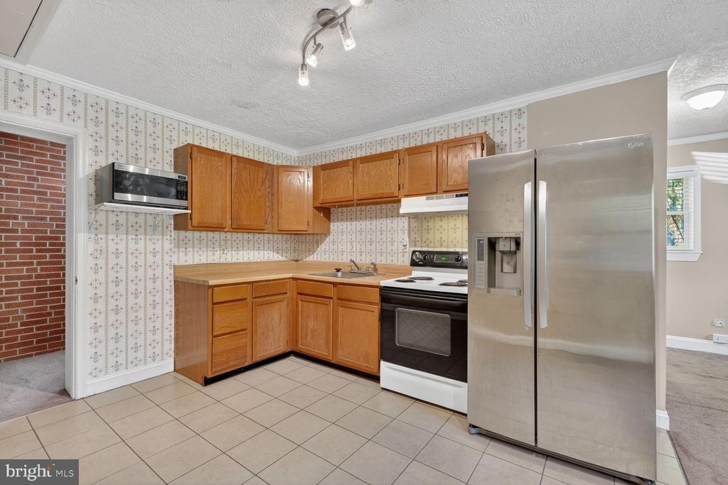 6013 Neilwood Drive - Photo 8