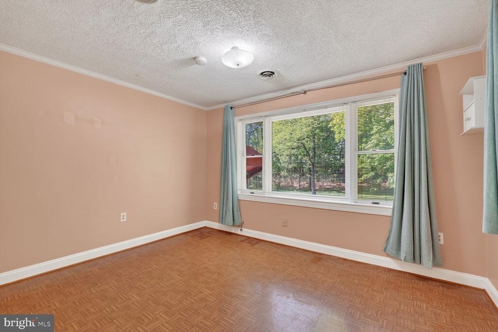 6013 Neilwood Drive - Photo 3