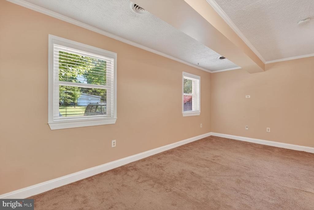 6013 Neilwood Drive - Photo 11