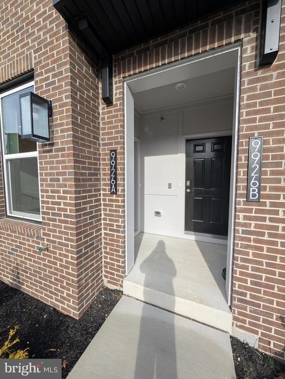 9926 Sir Barton Way Way - Photo 2