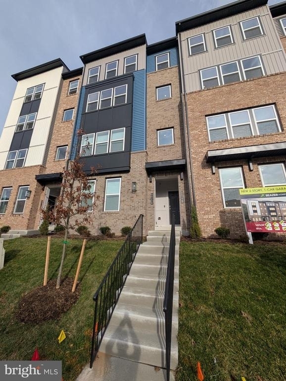 9926 Sir Barton Way Way - Photo 1