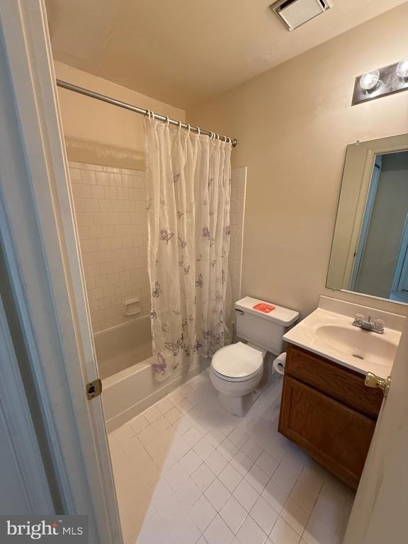 4711 Leyden Way - Photo 10