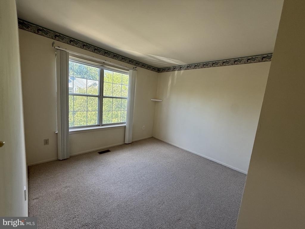 4711 Leyden Way - Photo 8