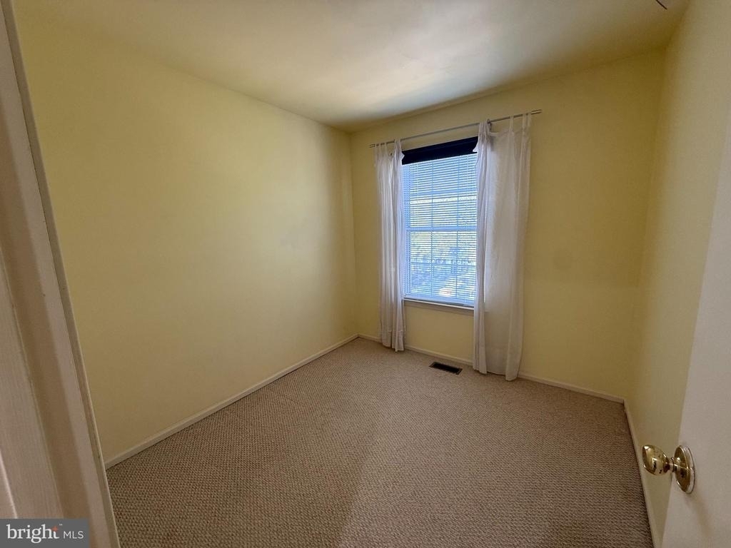 4711 Leyden Way - Photo 9