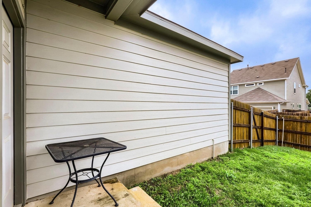 2432 Berryville Ln - Photo 27