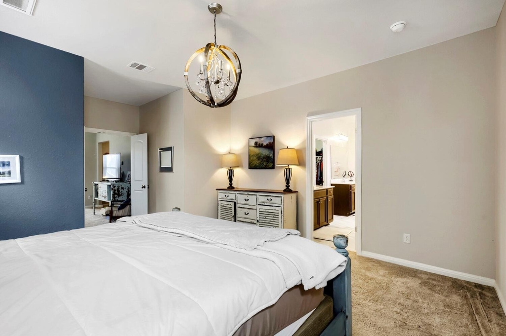 2432 Berryville Ln - Photo 14