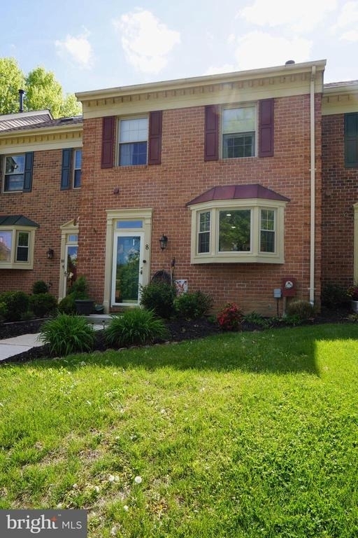 8 Cross Falls Circle - Photo 1
