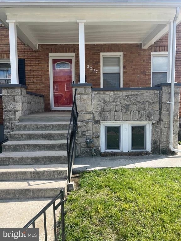 2237 Saratoga Street - Photo 1
