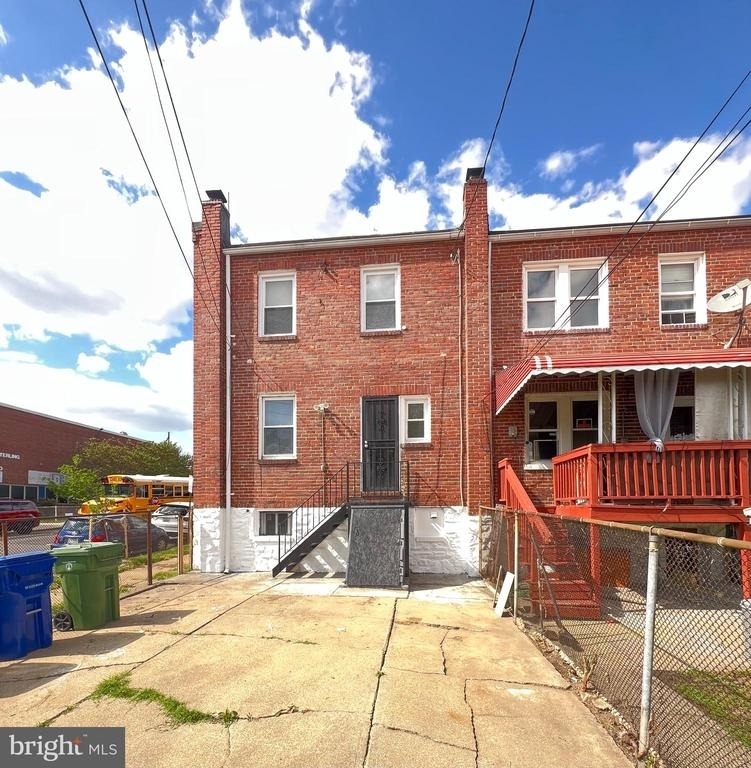 2237 Saratoga Street - Photo 17
