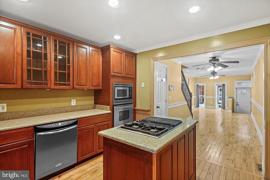 1723 Clarkson Street - Photo 7