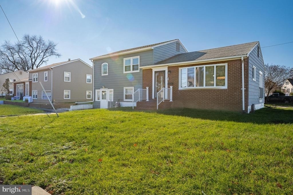 312 Hammonds Ferry - Photo 2
