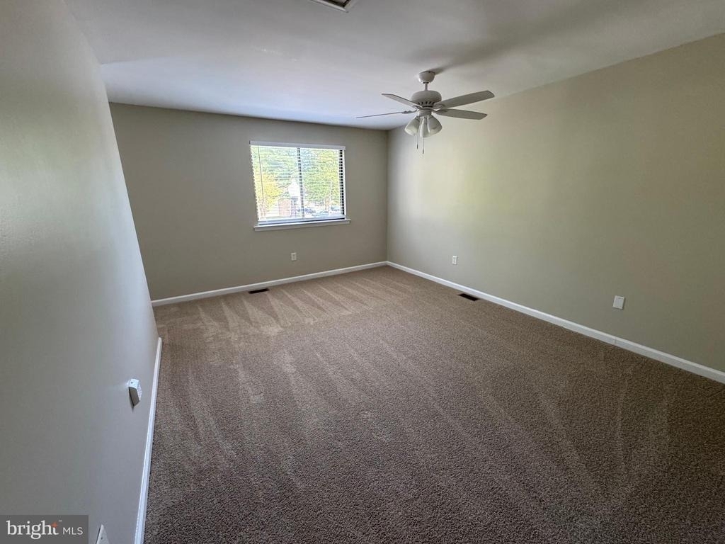 37 Rockwell Court - Photo 17