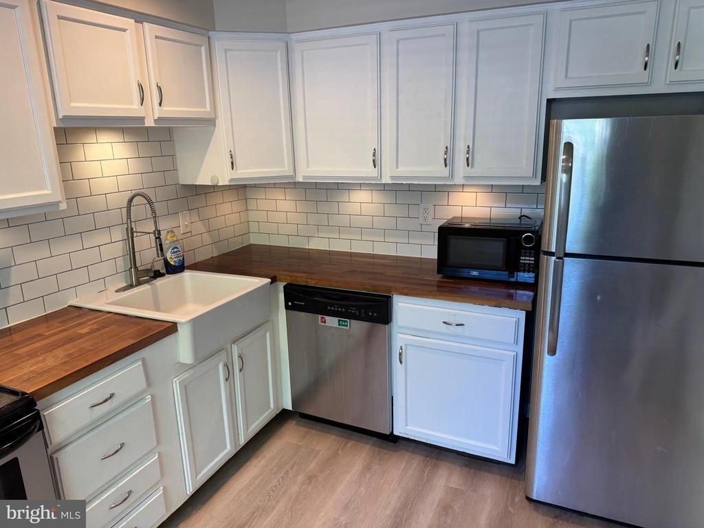 37 Rockwell Court - Photo 5