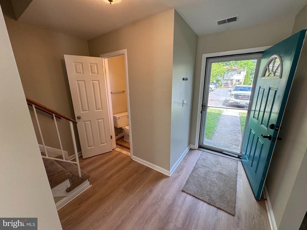 37 Rockwell Court - Photo 3