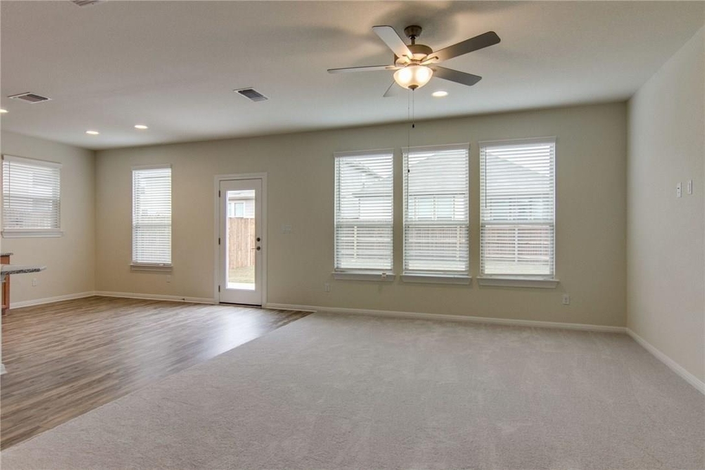15912 Windroot St - Photo 6