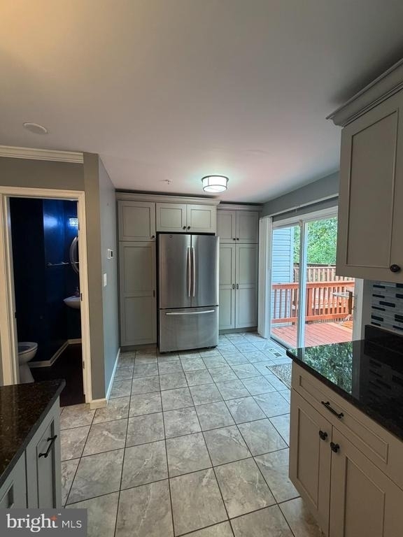 2251 Commissary Circle - Photo 18