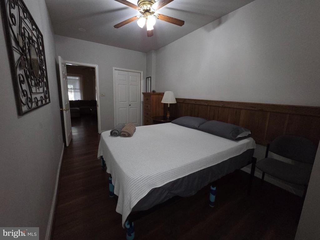 302 W 23rd Street - Photo 6
