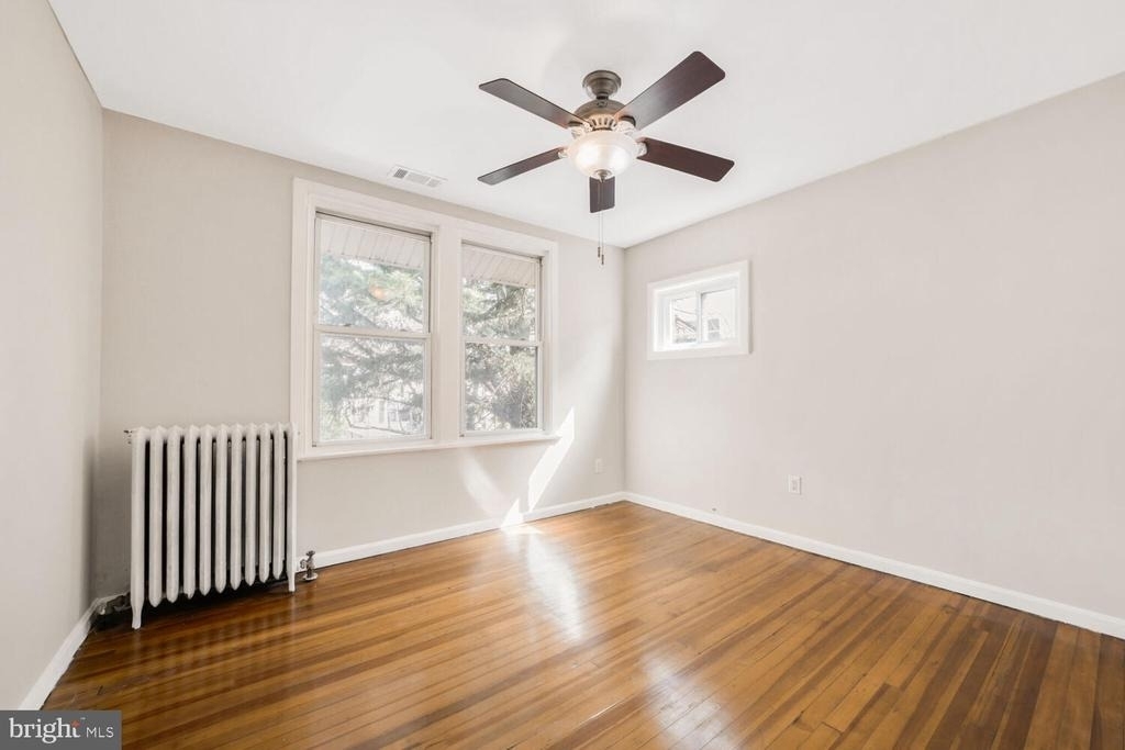 3216 22nd Street Ne - Photo 11
