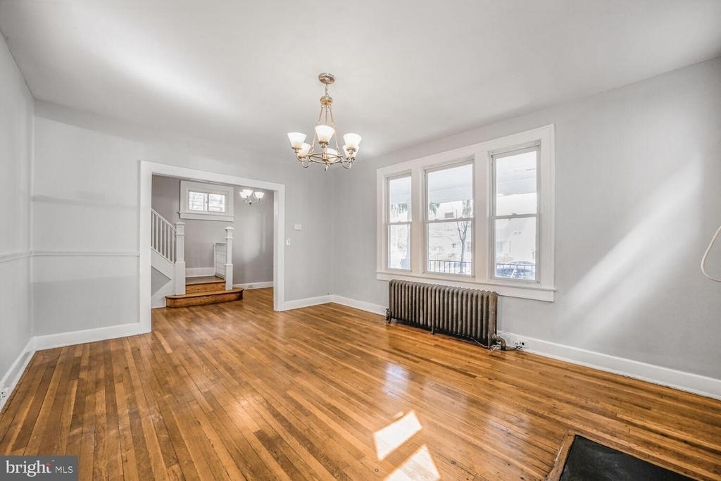 3216 22nd Street Ne - Photo 5