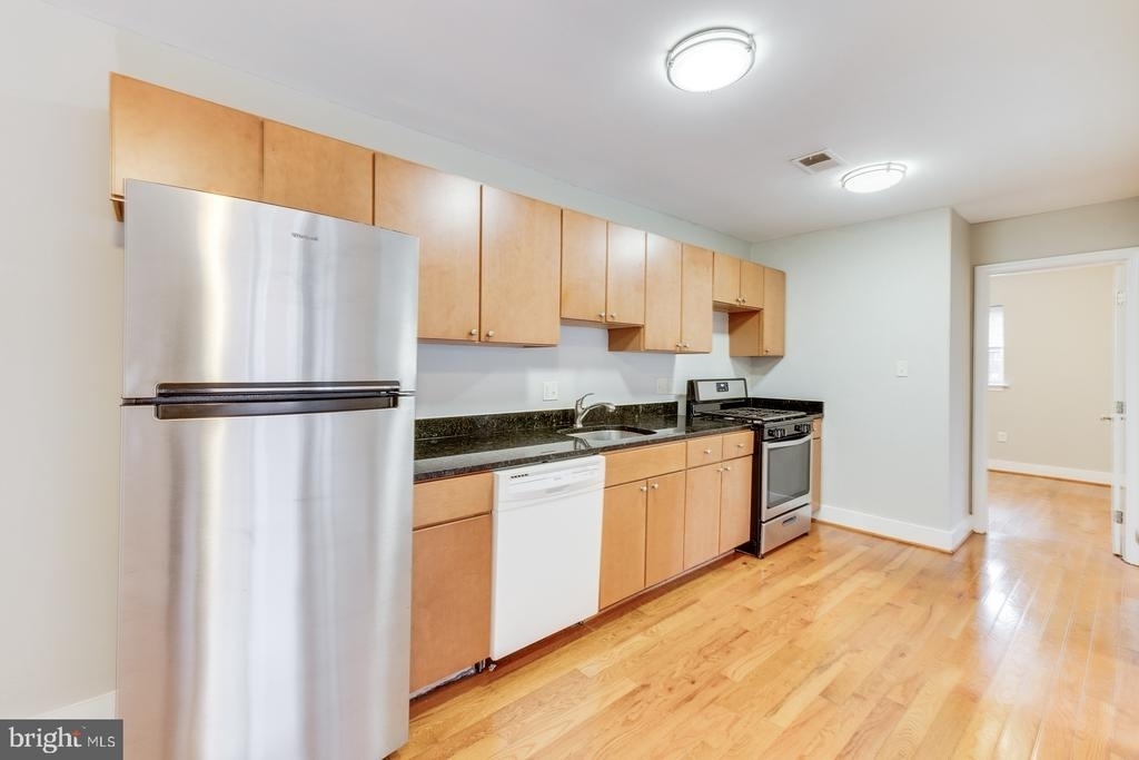 61 Forrester Street Sw - Photo 5
