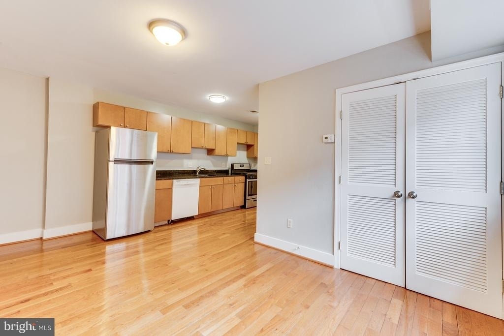 61 Forrester Street Sw - Photo 4