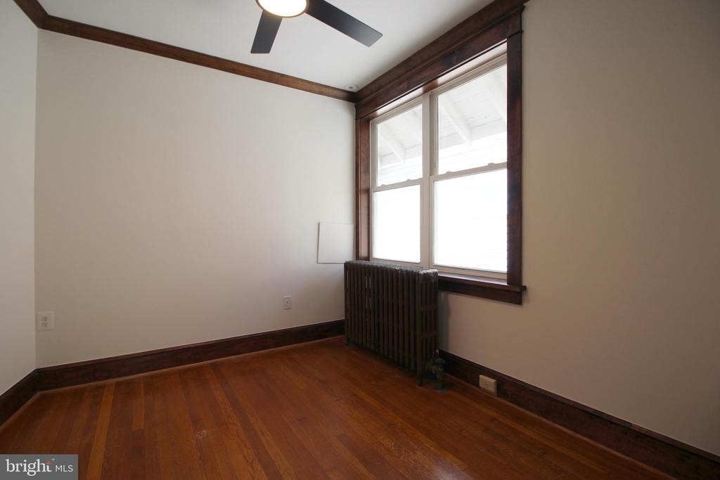 2417 Otis Street Ne - Photo 14