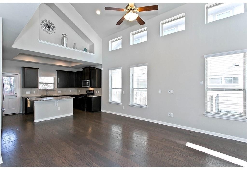 9802 Tanglemede St - Photo 5