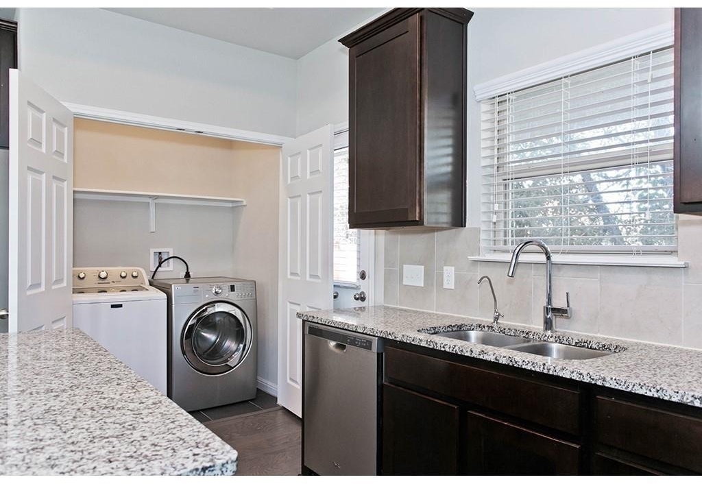9802 Tanglemede St - Photo 11
