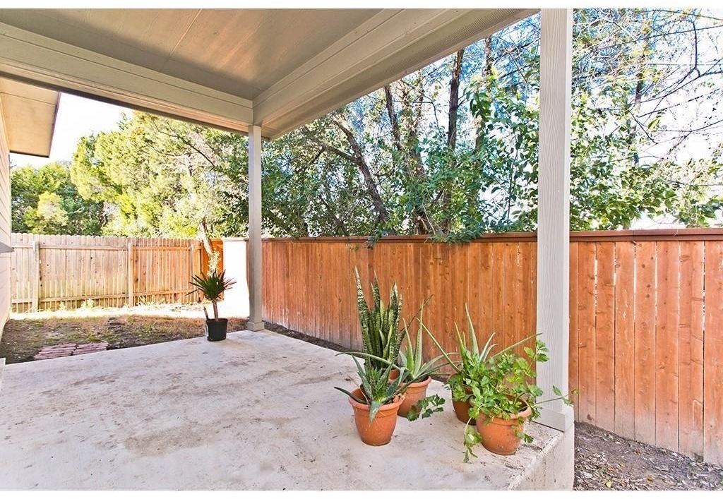 9802 Tanglemede St - Photo 32