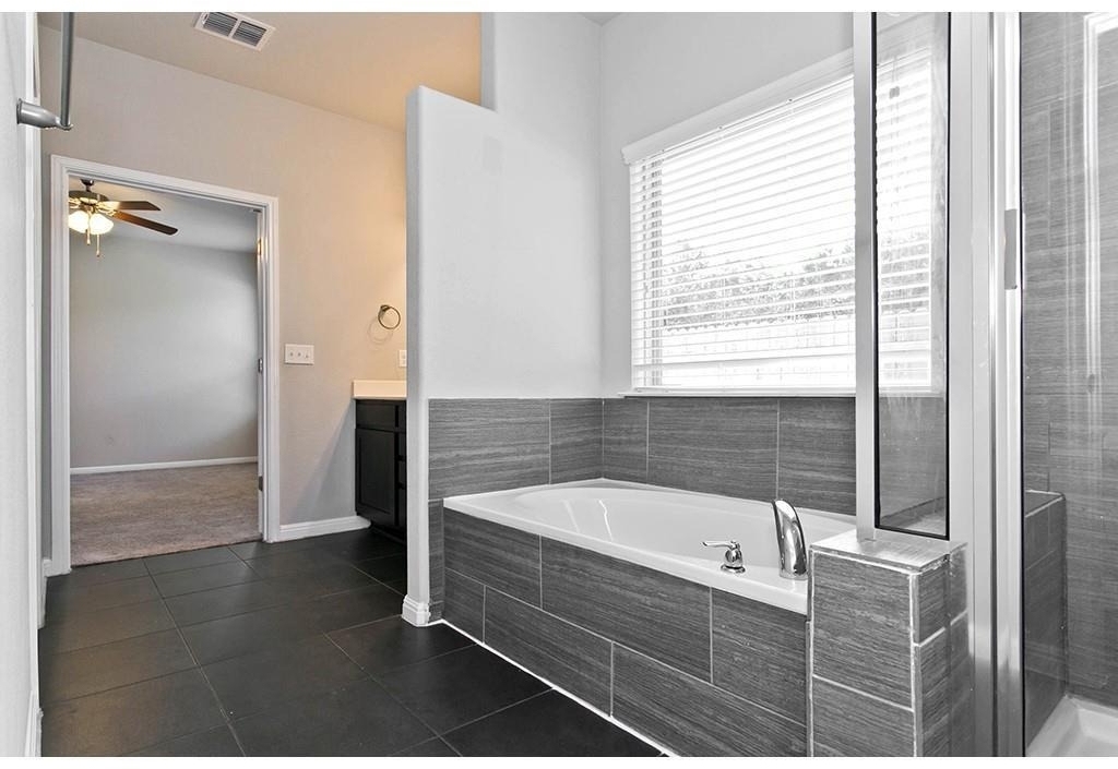 9802 Tanglemede St - Photo 15