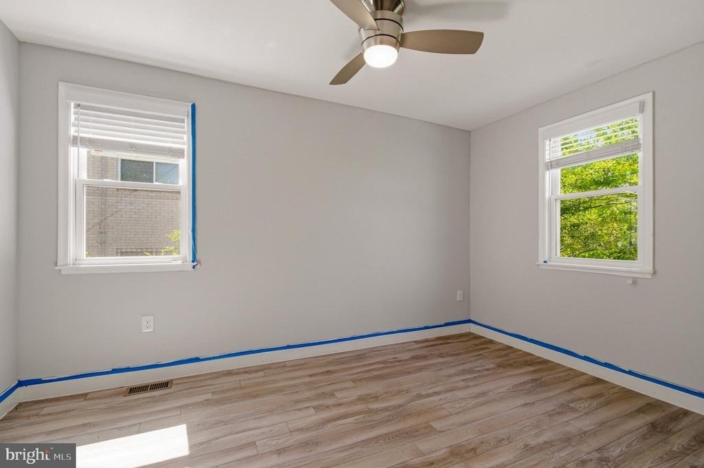 1527 Morris Road Se - Photo 15