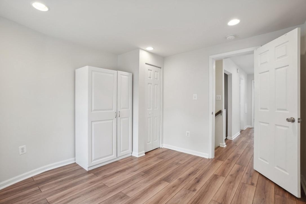 2241 Prout Street Se - Photo 9