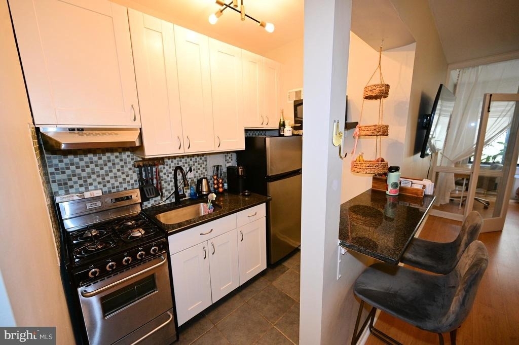 1 Scott Circle Nw - Photo 3