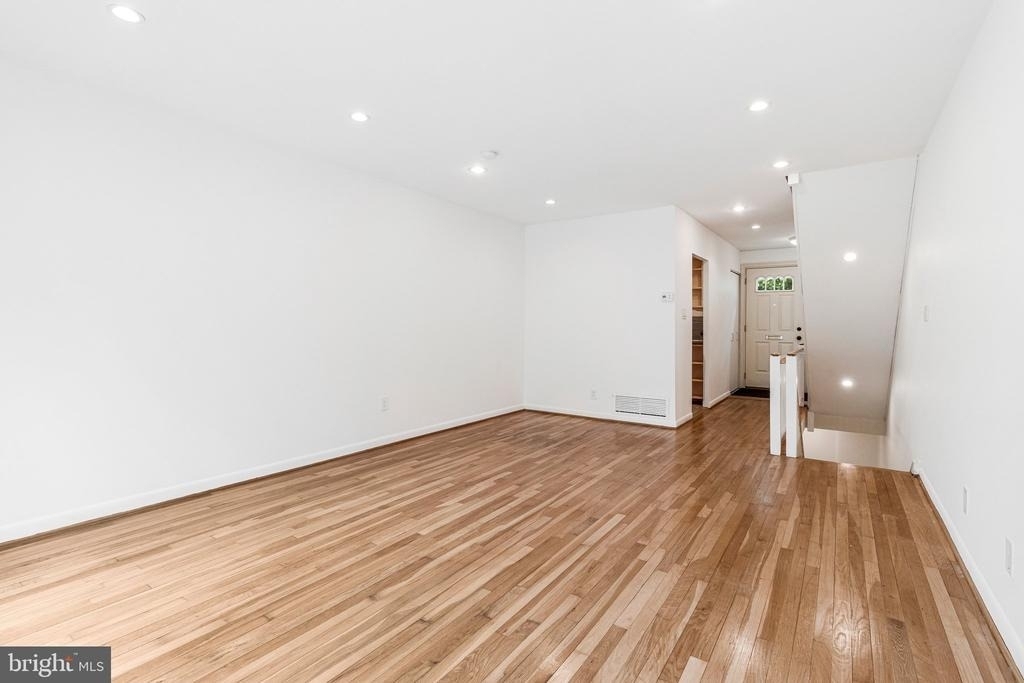 206 G Street Sw - Photo 35