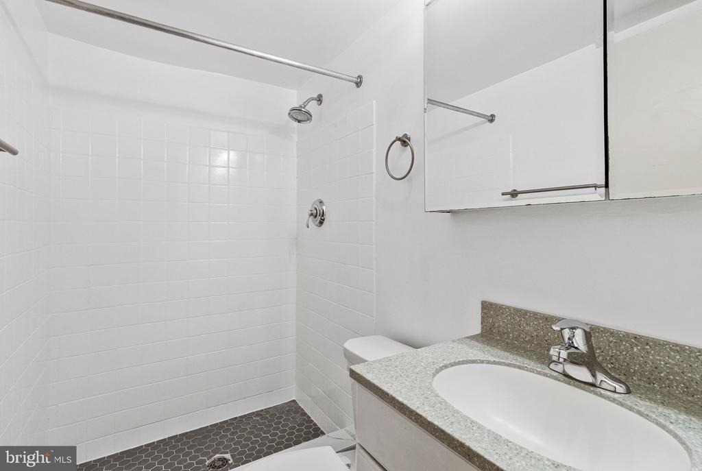 206 G Street Sw - Photo 21
