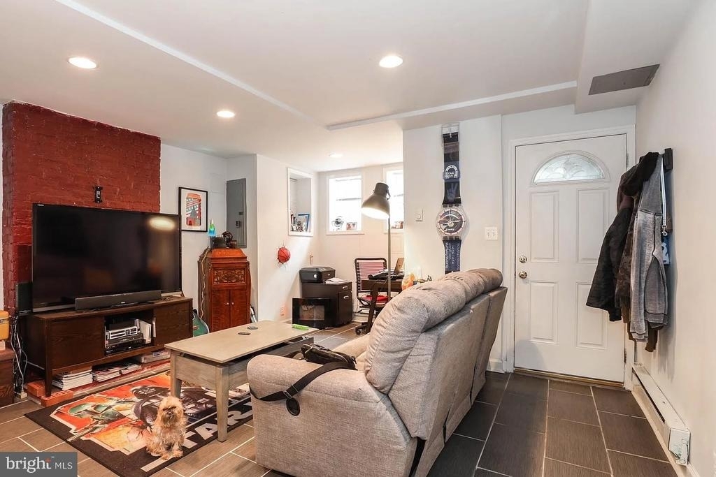 1451 W Street Nw - Photo 1
