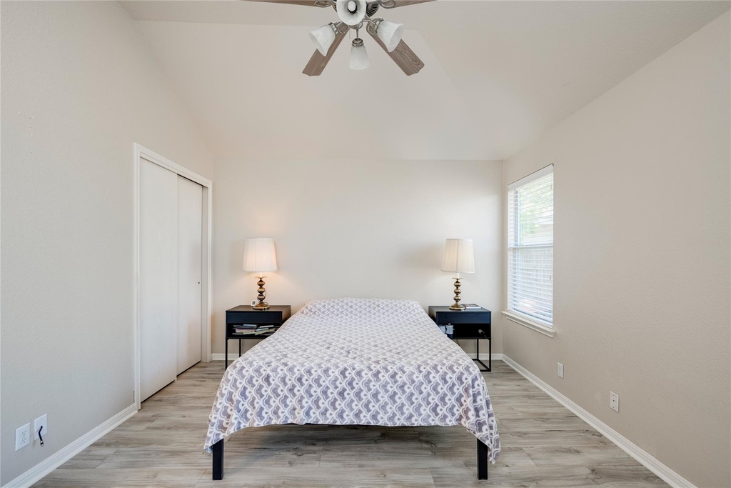 2408 Elara Dr - Photo 6