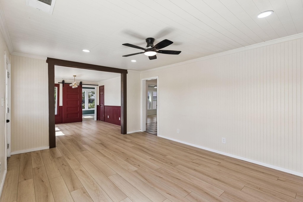 223 Nw Front St - Photo 8