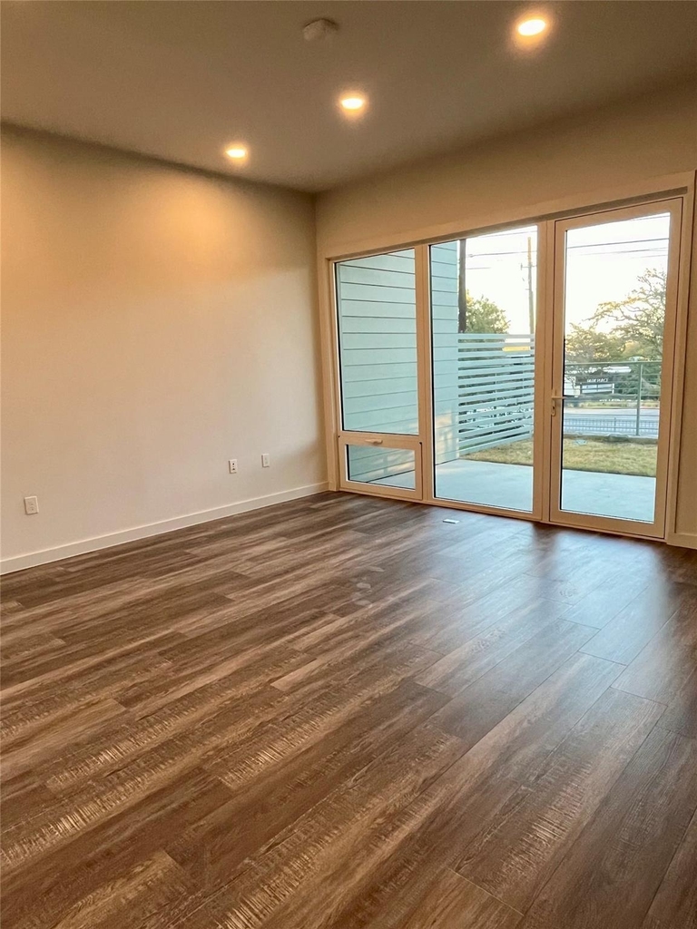 4004 Banister Ln - Photo 15