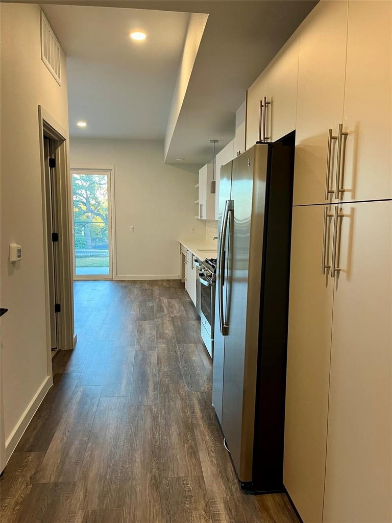 4004 Banister Ln - Photo 14
