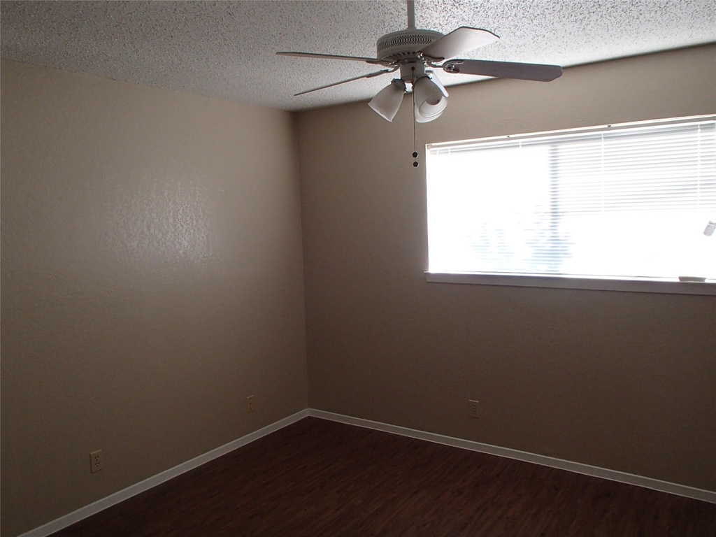 3702 Rocky Hollow Trl - Photo 7