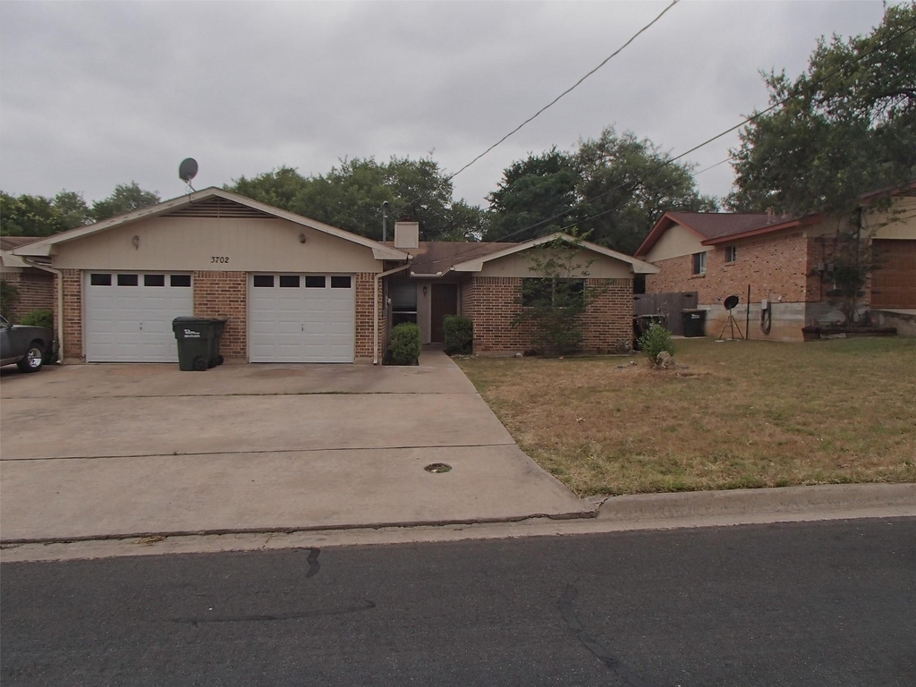 3702 Rocky Hollow Trl - Photo 0