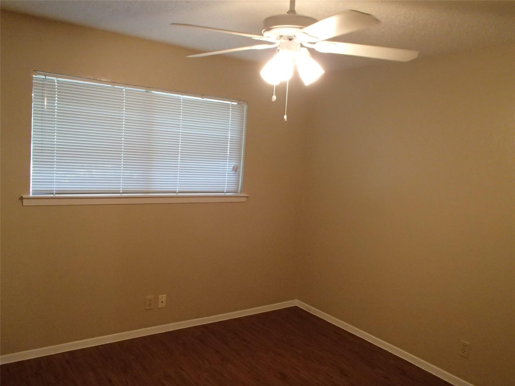 3702 Rocky Hollow Trl - Photo 8