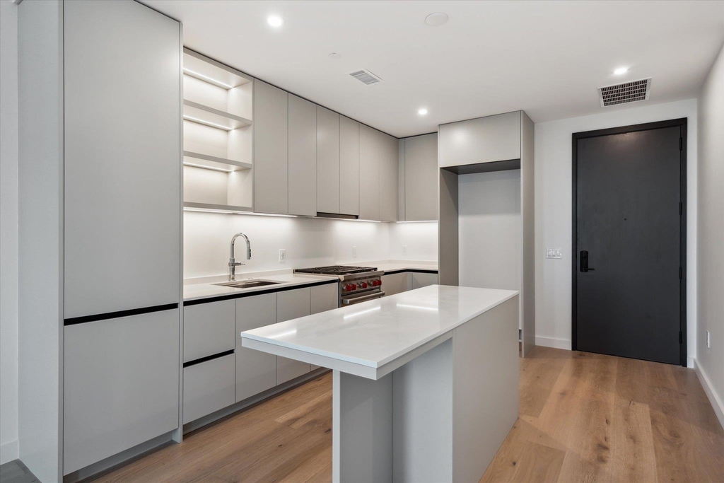 610 Davis St - Photo 6