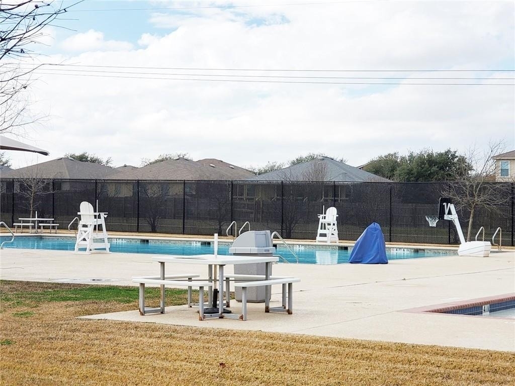 317 Hyacinth Way - Photo 4