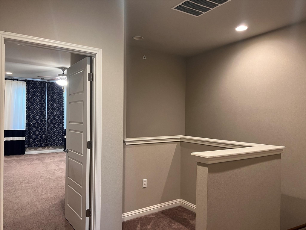 13800 Lyndhurst St - Photo 10
