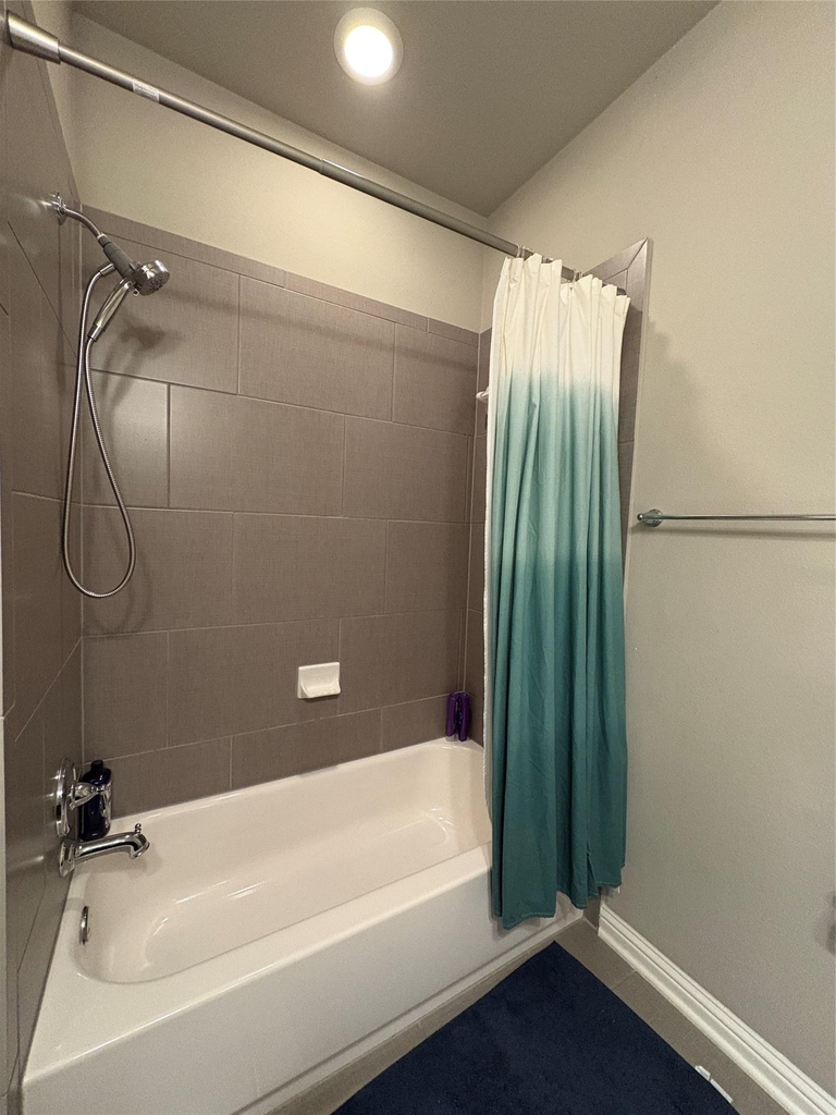 13800 Lyndhurst St - Photo 21