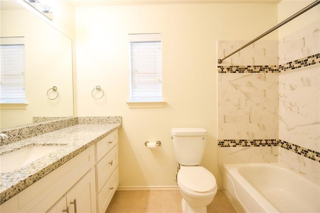 2101 Smoke Tree Trl - Photo 13