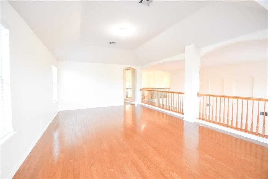 2101 Smoke Tree Trl - Photo 12