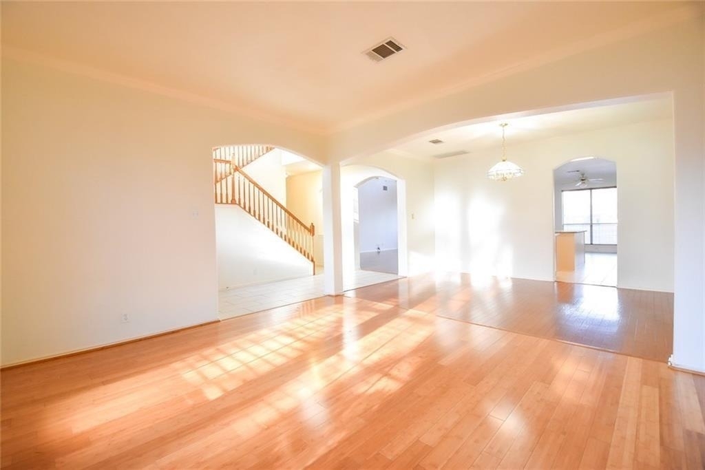 2101 Smoke Tree Trl - Photo 1